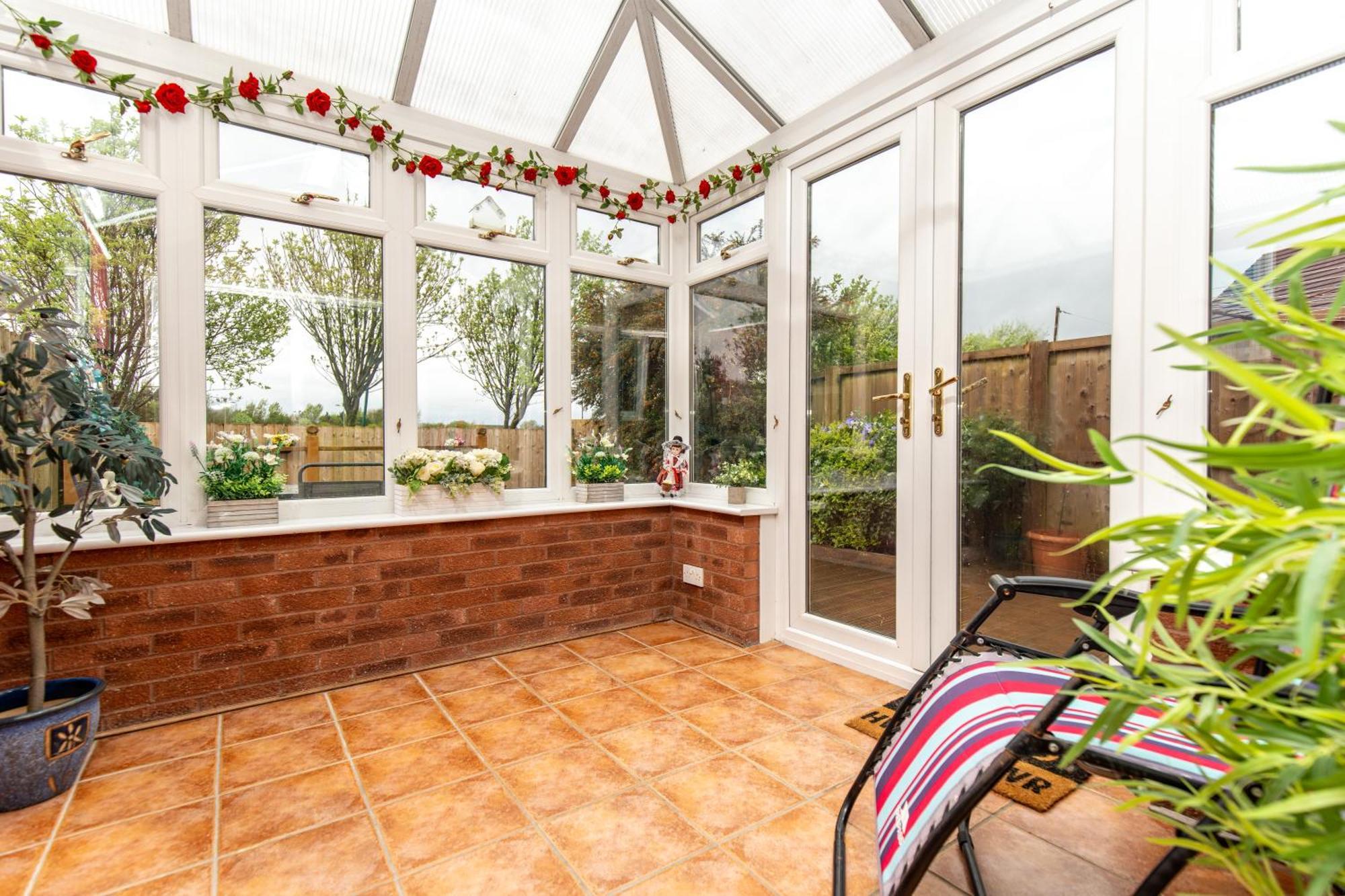 Comfortable And Spacious Superb Holiday Home In Llanelli, Dog Friendly Exterior foto